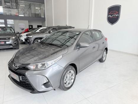 TOYOTA Yaris Hatch 1.5 16V 4P FLEX XL PLUS CONNECT MULTIDRIVE AUTOM�TICO CVT, Foto 2