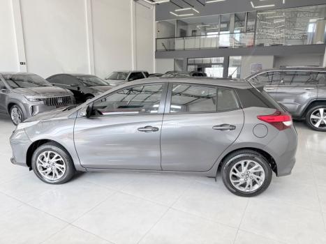 TOYOTA Yaris Hatch 1.5 16V 4P FLEX XL PLUS CONNECT MULTIDRIVE AUTOM�TICO CVT, Foto 5