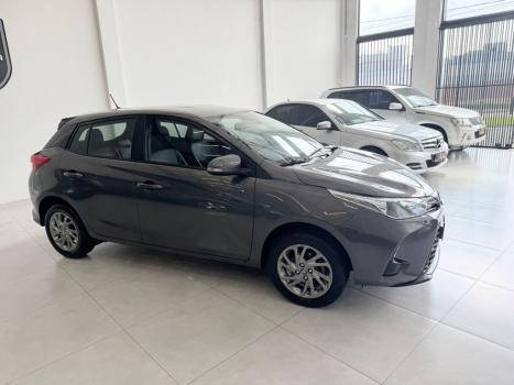 TOYOTA Yaris Hatch 1.5 16V 4P FLEX XL PLUS CONNECT MULTIDRIVE AUTOM�TICO CVT, Foto 10