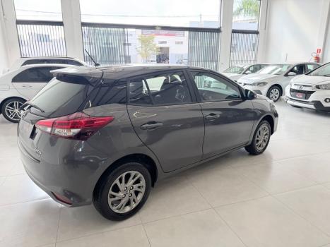 TOYOTA Yaris Hatch 1.5 16V 4P FLEX XL PLUS CONNECT MULTIDRIVE AUTOM�TICO CVT, Foto 12