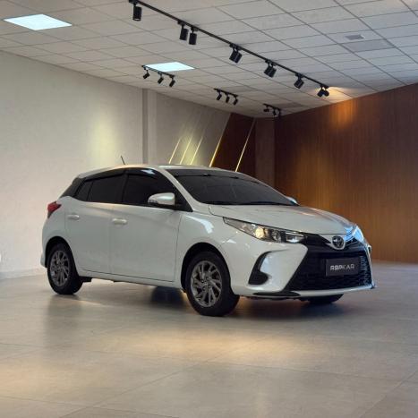 TOYOTA Yaris Hatch 1.5 16V 4P FLEX XS MULTIDRIVE AUTOM�TICO CVT, Foto 2