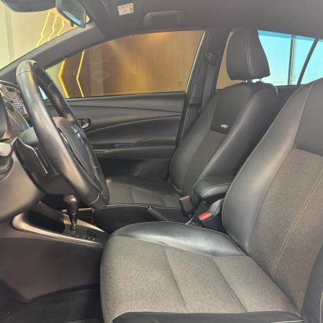 TOYOTA Yaris Hatch 1.5 16V 4P FLEX XS MULTIDRIVE AUTOM�TICO CVT, Foto 4