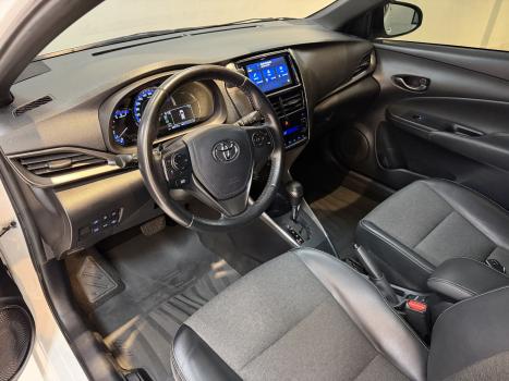TOYOTA Yaris Hatch 1.5 16V 4P FLEX XS MULTIDRIVE AUTOM�TICO CVT, Foto 9