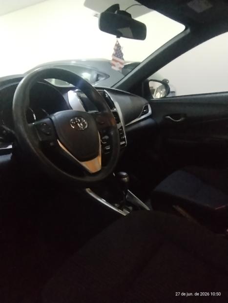 TOYOTA Yaris Hatch 1.3 16V 4P FLEX XL PLUS TECH MULTIDRIVE AUTOM�TICO CVT, Foto 11
