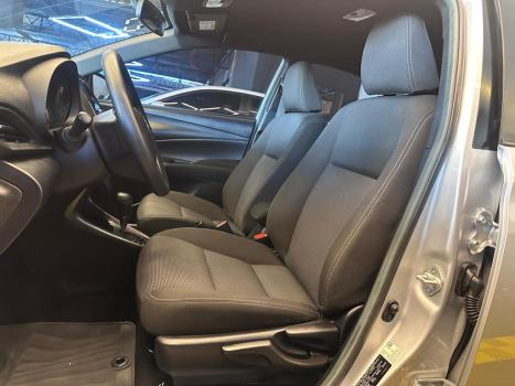 TOYOTA Yaris Hatch 1.5 16V 4P FLEX XL MULTIDRIVE AUTOM�TICO CVT, Foto 7