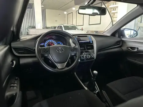 TOYOTA Yaris Hatch 1.3 16V 4P FLEX XL, Foto 8