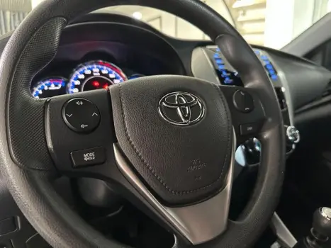 TOYOTA Yaris Hatch 1.3 16V 4P FLEX XL, Foto 9