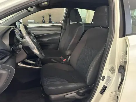 TOYOTA Yaris Hatch 1.3 16V 4P FLEX XL, Foto 15