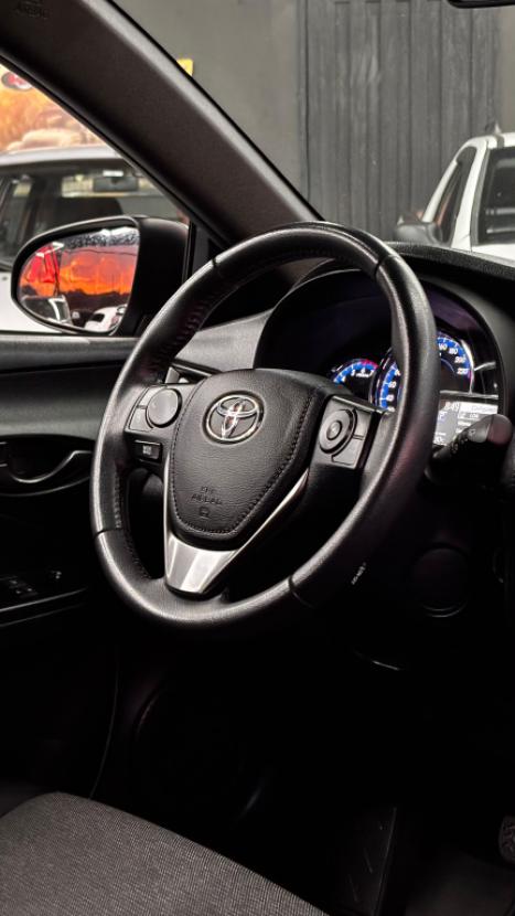 TOYOTA Yaris Hatch 1.5 16V 4P FLEX XL PLUS CONNECT MULTIDRIVE AUTOM�TICO CVT, Foto 8