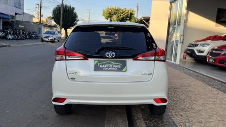 TOYOTA Yaris Hatch 1.3 16V 4P FLEX XL MULTIDRIVE AUTOM�TICO CVT, Foto 5
