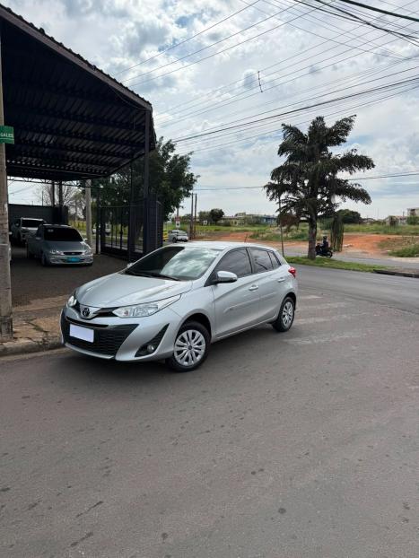 TOYOTA Yaris Hatch 1.3 16V 4P FLEX XL, Foto 10