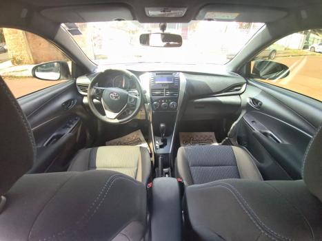 TOYOTA Yaris Hatch 1.3 16V 4P FLEX XL MULTIDRIVE AUTOMÁTICO CVT, Foto 12
