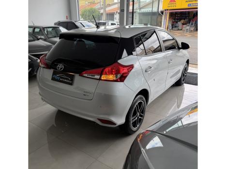 TOYOTA Yaris Hatch 1.5 16V 4P FLEX XL MULTIDRIVE AUTOMÁTICO CVT, Foto 2