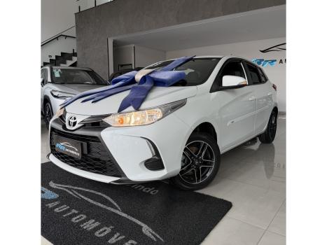 TOYOTA Yaris Hatch 1.5 16V 4P FLEX XL MULTIDRIVE AUTOMÁTICO CVT, Foto 13