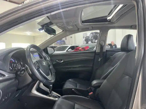 TOYOTA Yaris Hatch 1.5 16V 4P FLEX XLS CONNECT MULTIDRIVE AUTOMÁTICO CVT, Foto 7