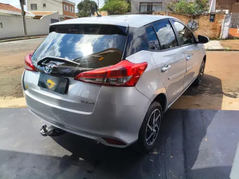 TOYOTA Yaris Hatch 1.3 16V 4P FLEX XL MULTIDRIVE AUTOMÁTICO CVT, Foto 10