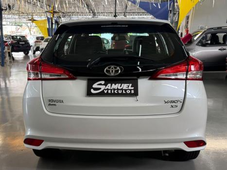 TOYOTA Yaris Hatch 1.5 16V 4P FLEX XS MULTIDRIVE AUTOMÁTICO CVT, Foto 6