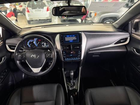 TOYOTA Yaris Hatch 1.5 16V 4P FLEX XS MULTIDRIVE AUTOMÁTICO CVT, Foto 9