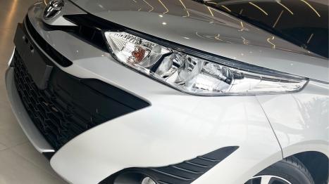TOYOTA Yaris Sedan 1.3 16V 4P FLEX XL PLUS TECH MULTIDRIVE AUTOMTICO CVT, Foto 2
