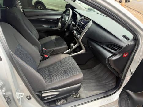 TOYOTA Yaris Sedan 1.5 16V 4P FLEX XL LIVE MULTIDRIVE AUTOMTICO CVT, Foto 8