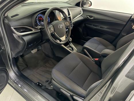 TOYOTA Yaris Sedan 1.5 16V 4P FLEX XL LIVE MULTIDRIVE AUTOMTICO CVT, Foto 6