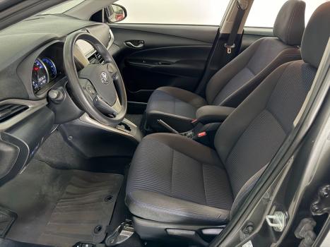TOYOTA Yaris Sedan 1.5 16V 4P FLEX XL LIVE MULTIDRIVE AUTOMTICO CVT, Foto 9
