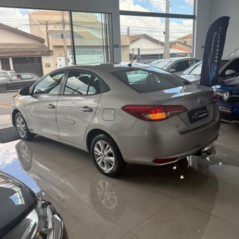 TOYOTA Yaris Sedan 1.5 16V 4P FLEX XL LIVE MULTIDRIVE AUTOMTICO CVT, Foto 6