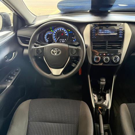 TOYOTA Yaris Sedan 1.5 16V 4P FLEX XL LIVE MULTIDRIVE AUTOMTICO CVT, Foto 8