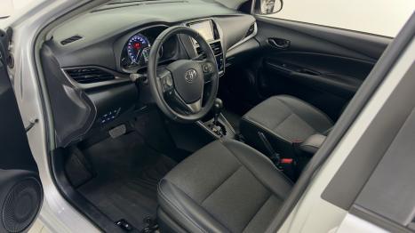 TOYOTA Yaris Sedan 1.5 16V 4P FLEX XS MULTIDRIVE AUTOMTICO CVT, Foto 6