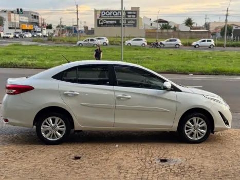 TOYOTA Yaris Sedan 1.5 16V 4P FLEX XL PLUS TECH MULTIDRIVE AUTOMTICO CVT, Foto 13