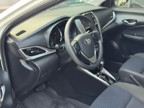 TOYOTA Yaris Sedan 1.5 16V 4P FLEX XL PLUS TECH MULTIDRIVE AUTOMTICO CVT, Foto 6