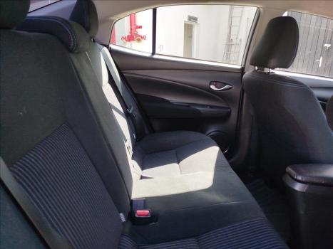 TOYOTA Yaris Sedan 1.3 16V 4P FLEX XL MULTIDRIVE AUTOM�TICO CVT, Foto 11