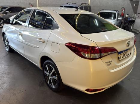 TOYOTA Yaris Sedan 1.5 16V 4P FLEX XS CONNECT MULTIDRIVE AUTOM�TICO CVT, Foto 5