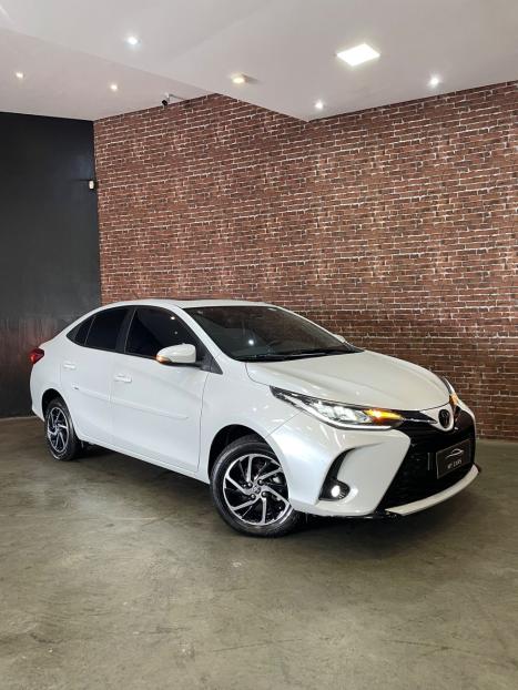 TOYOTA Yaris Sedan 1.5 16V 4P FLEX XLS MULTIDRIVE AUTOM�TICO CVT, Foto 3