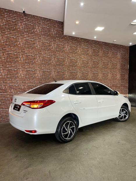 TOYOTA Yaris Sedan 1.5 16V 4P FLEX XLS MULTIDRIVE AUTOM�TICO CVT, Foto 4