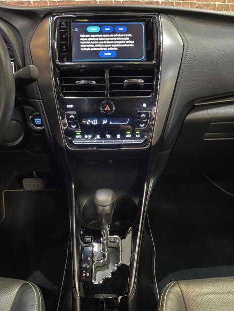 TOYOTA Yaris Sedan 1.5 16V 4P FLEX XLS MULTIDRIVE AUTOM�TICO CVT, Foto 6