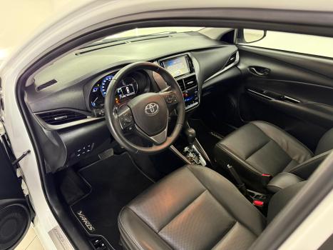 TOYOTA Yaris Sedan 1.5 16V 4P FLEX XLS CONNECT MULTIDRIVE AUTOM�TICO CVT, Foto 3