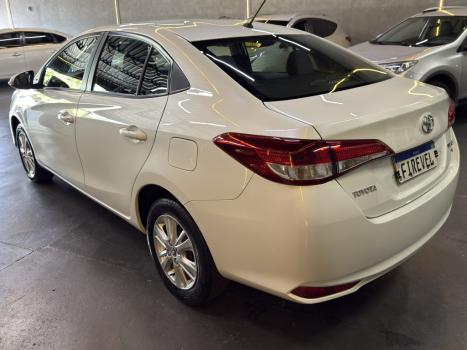 TOYOTA Yaris Sedan 1.5 16V 4P FLEX XL, Foto 4