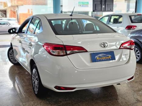 TOYOTA Yaris Sedan 1.5 16V 4P FLEX XL MULTIDRIVE AUTOM�TICO CVT, Foto 4