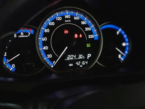 TOYOTA Yaris Sedan 1.5 16V 4P FLEX XL MULTIDRIVE AUTOM�TICO CVT, Foto 10