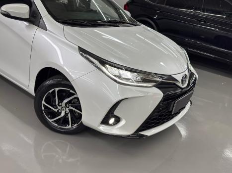 TOYOTA Yaris Sedan 1.5 16V 4P FLEX XLS CONNECT MULTIDRIVE AUTOM�TICO CVT, Foto 7
