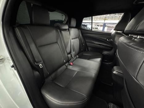 TOYOTA Yaris Sedan 1.5 16V 4P FLEX XLS CONNECT MULTIDRIVE AUTOM�TICO CVT, Foto 14