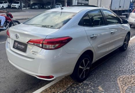 TOYOTA Yaris Sedan 1.5 16V 4P FLEX XLS CONNECT MULTIDRIVE AUTOM�TICO CVT, Foto 2