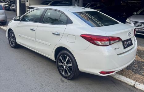 TOYOTA Yaris Sedan 1.5 16V 4P FLEX XLS CONNECT MULTIDRIVE AUTOM�TICO CVT, Foto 3