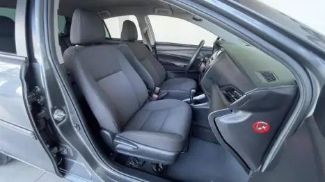 TOYOTA Yaris Sedan 1.5 16V 4P FLEX XL PLUS CONNECT MULTIDRIVE AUTOM�TICO CVT, Foto 6