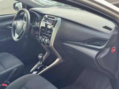 TOYOTA Yaris Sedan 1.5 16V 4P FLEX XL MULTIDRIVE AUTOM�TICO CVT, Foto 9