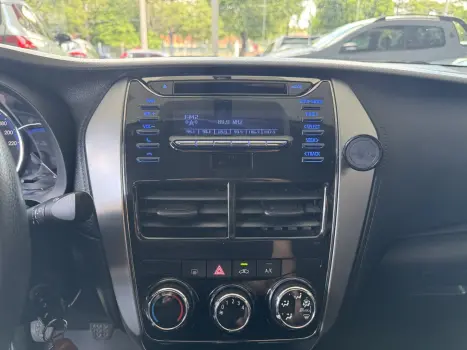 TOYOTA Yaris Sedan 1.5 16V 4P FLEX XL, Foto 17