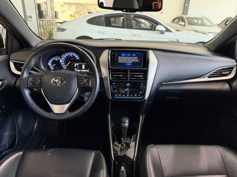 TOYOTA Yaris Sedan 1.5 16V 4P FLEX XS MULTIDRIVE AUTOM�TICO CVT, Foto 8