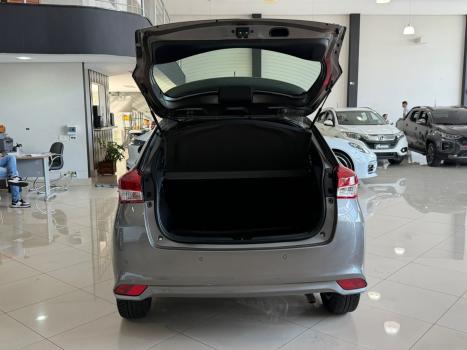 TOYOTA Yaris Sedan 1.5 16V 4P FLEX XS MULTIDRIVE AUTOM�TICO CVT, Foto 14