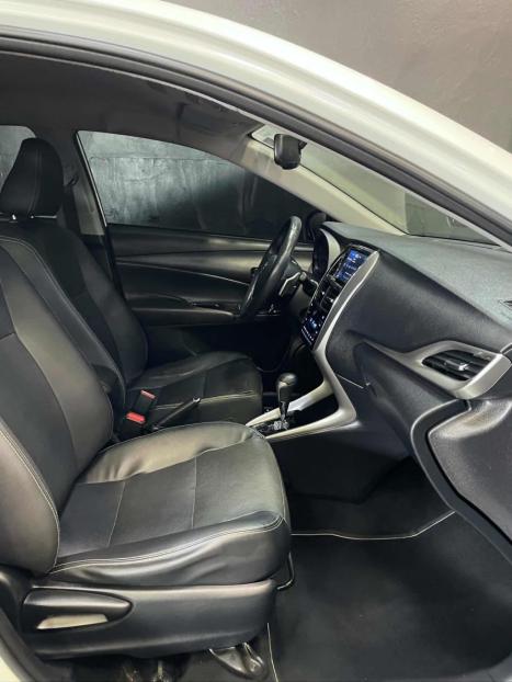 TOYOTA Yaris Sedan 1.5 16V 4P FLEX XS CONNECT MULTIDRIVE AUTOM�TICO CVT, Foto 15